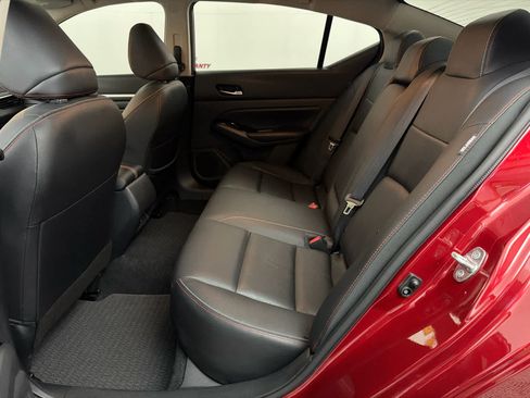 Used 2023 Nissan Altima 2.5 SR w/ SR Premium Package FWD image 16
