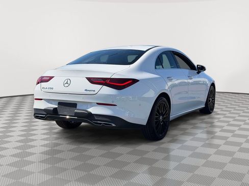 Used 2025 Mercedes-Benz CLA 250 4MATIC image 9
