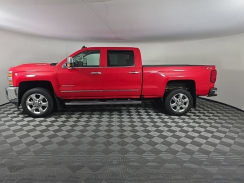 Used 2019 Chevrolet Silverado 2500 LTZ w/ LTZ Plus Package AWD/4WD image 2