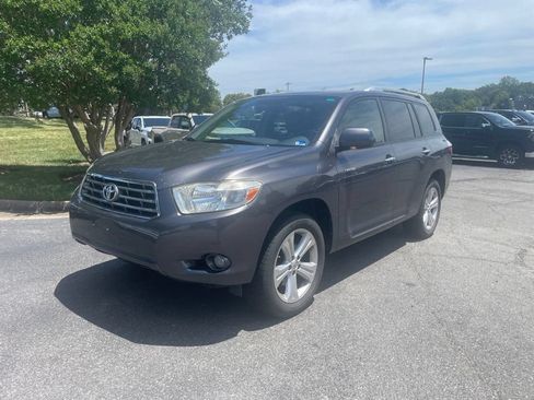 Used 2008 Toyota Highlander Limited AWD/4WD image 2