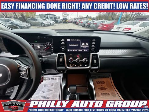 Used 2022 Kia Sorento LX FWD image 13