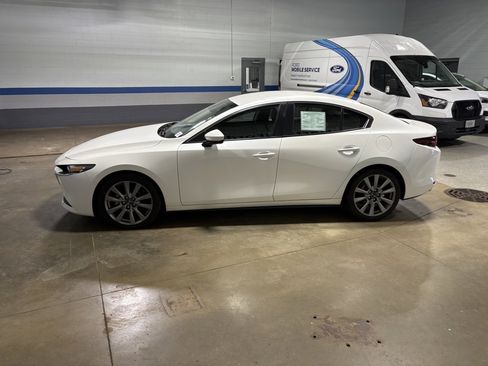 Used 2021 MAZDA MAZDA3 s image 7