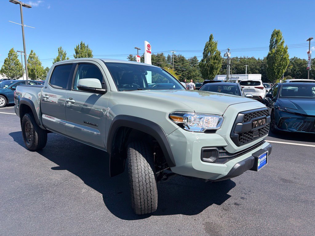 Certified 2023 Toyota Tacoma 4x4 Double Cab w/ Trail Edition image 3