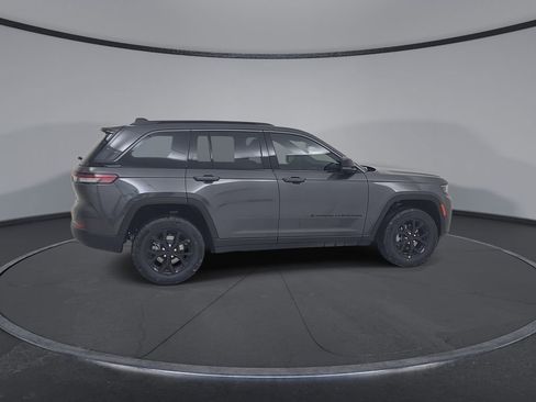 New 2026 Jeep Grand Cherokee Laredo image 16