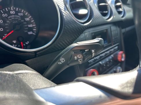 Used 2018 Ford Mustang Coupe image 21