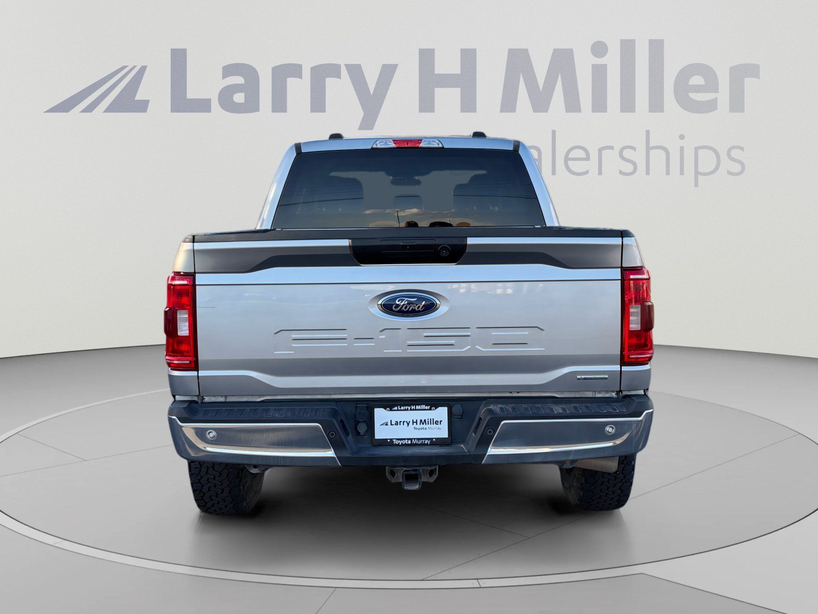 Used 2021 Ford F150 XLT w/ Trailer Tow Package AWD/4WD image 4