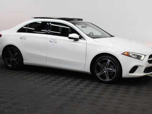 Used 2019 Mercedes-Benz A 220 4MATIC image 4