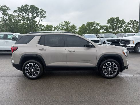 Used 2026 GMC Terrain Elevation w/ Elevation Premium Package AWD/4WD image 5