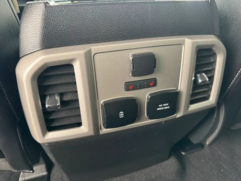 Used 2021 Ford F250 Lariat w/ Chrome Package AWD/4WD image 20