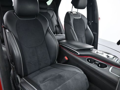 Used 2022 Genesis GV70 3.5T Sport w/ Sport Prestige Package image 11