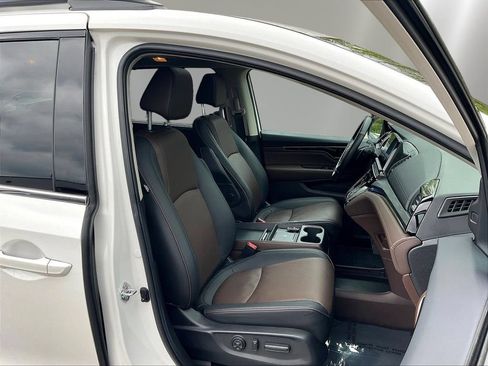 Used 2025 Honda Odyssey Elite image 30
