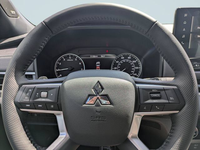 New 2026 Mitsubishi Outlander LE FWD image 28