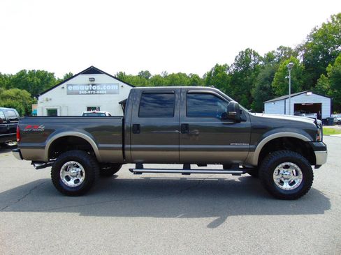 Used 2007 Ford F250 Lariat AWD/4WD image 2