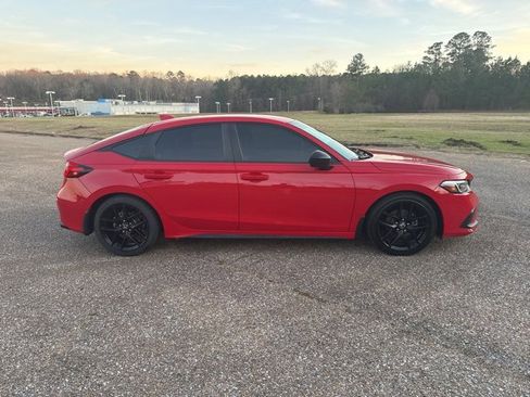Used 2023 Honda Civic Sport image 7