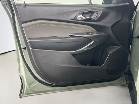 New 2026 Chevrolet Trax ACTIV w/ Sunroof Package image 17