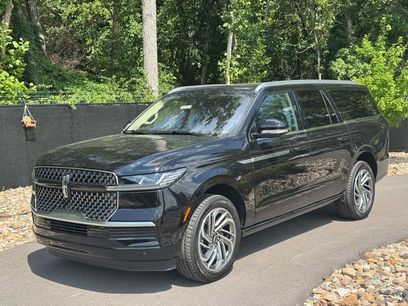 New 2025 Lincoln Navigator L Reserve