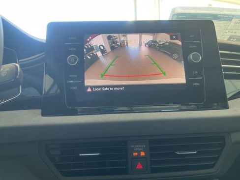New 2026 Volkswagen Jetta SE FWD image 14