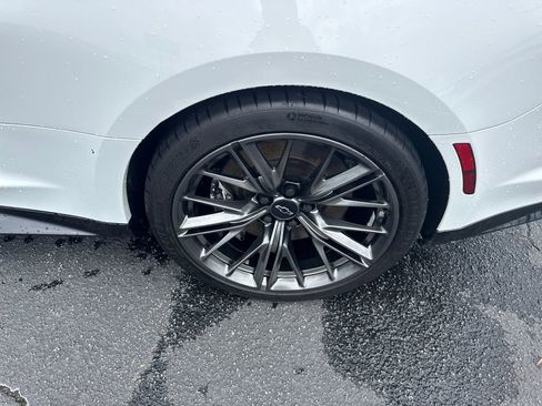 Used 2022 Chevrolet Camaro ZL1 RWD image 18