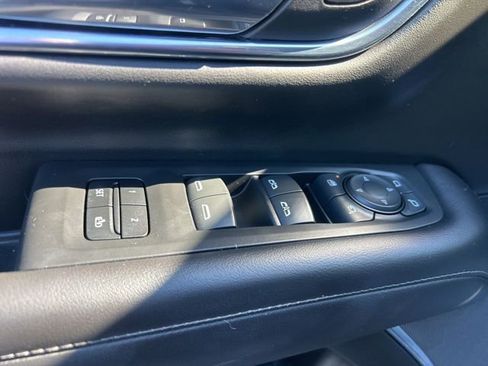 Used 2021 Chevrolet Tahoe Z71 w/ Z71 Signature Package image 13