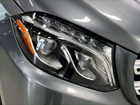 Used 2018 Mercedes-Benz GLS 450 4MATIC image 29