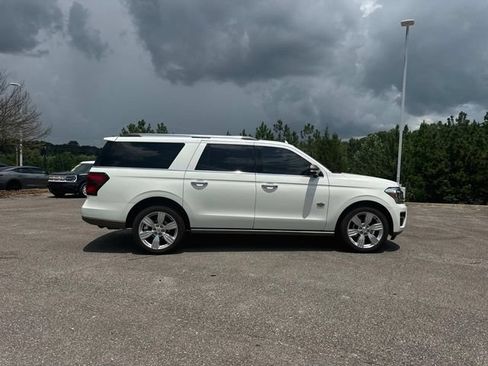 Used 2024 Ford Expedition Max King Ranch AWD/4WD image 3