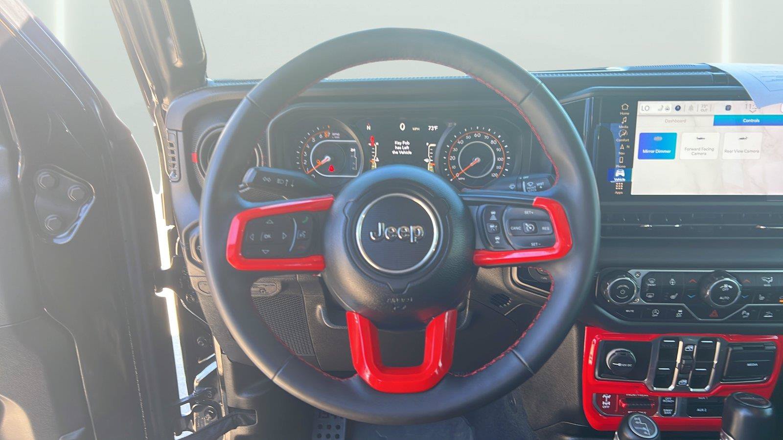 Used 2024 Jeep Gladiator Rubicon w/ Technology Group AWD/4WD image 12