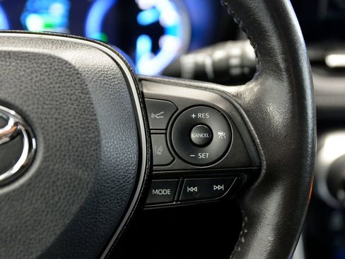 Used 2019 Toyota RAV4 Limited image 24