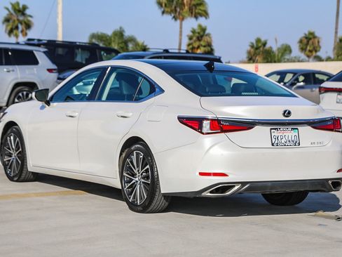Used 2022 Lexus ES 350 w/ Premium Package FWD image 5