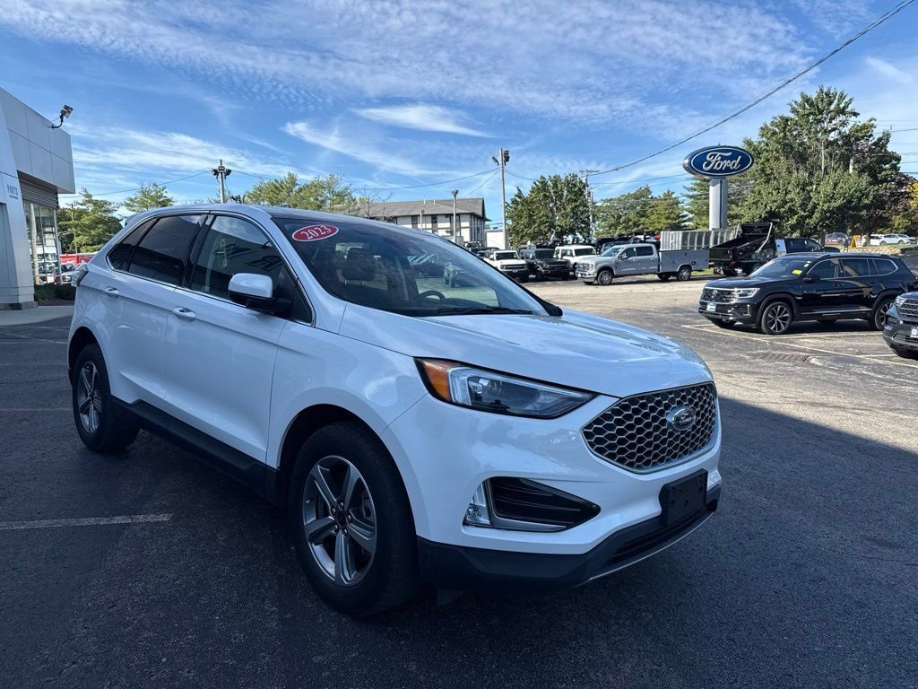 Used 2023 Ford Edge SEL w/ Convenience Package AWD/4WD image 7