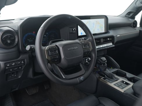 Used 2025 Toyota Land Cruiser w/ Premium Package image 24