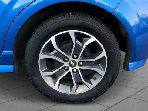 Used 2017 Chevrolet Sonic LT w/ Convenience Package image 10