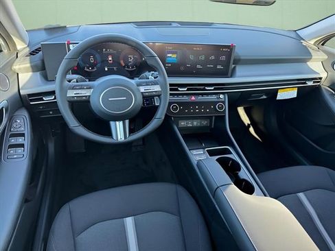 New 2026 Hyundai Sonata SEL FWD image 9