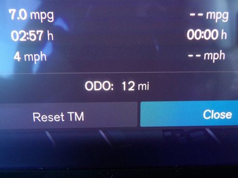 New 2026 Volvo XC40 B5 Plus w/ Protection Package Premier image 18