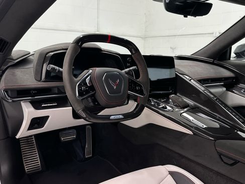 Used 2023 Chevrolet Corvette Z06 image 10