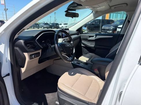 Used 2022 Ford Escape SEL AWD/4WD image 20