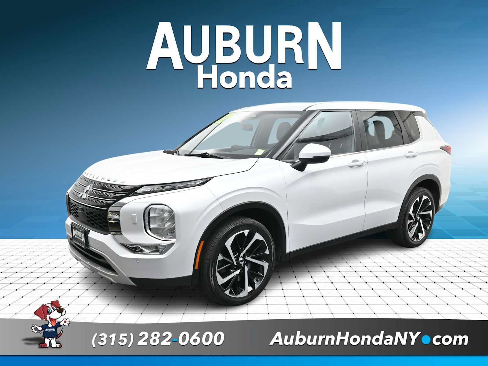 Used 2022 Mitsubishi Outlander SE AWD/4WD image 1
