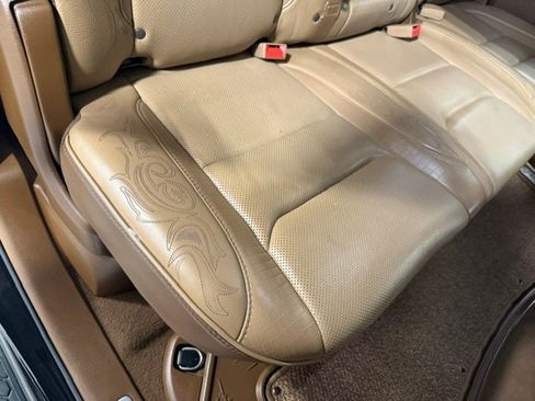 Used 2019 RAM 1500 Limited AWD/4WD image 16