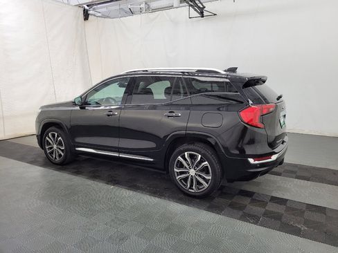 Used 2019 GMC Terrain Denali image 3