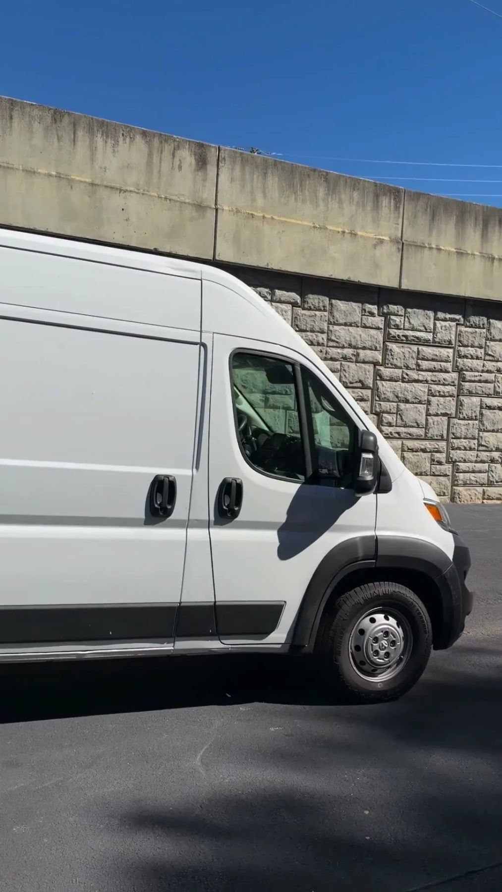 Used 2023 RAM ProMaster 2500 FWD image 39