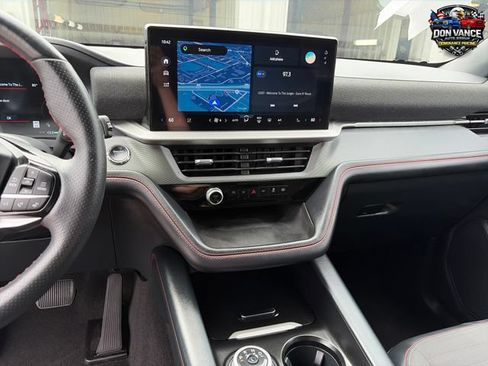 Used 2025 Ford Explorer ST-Line w/ ST-Line Street Pack AWD/4WD image 18