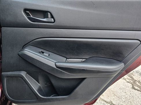 Used 2025 Nissan Altima 2.5 SV image 34