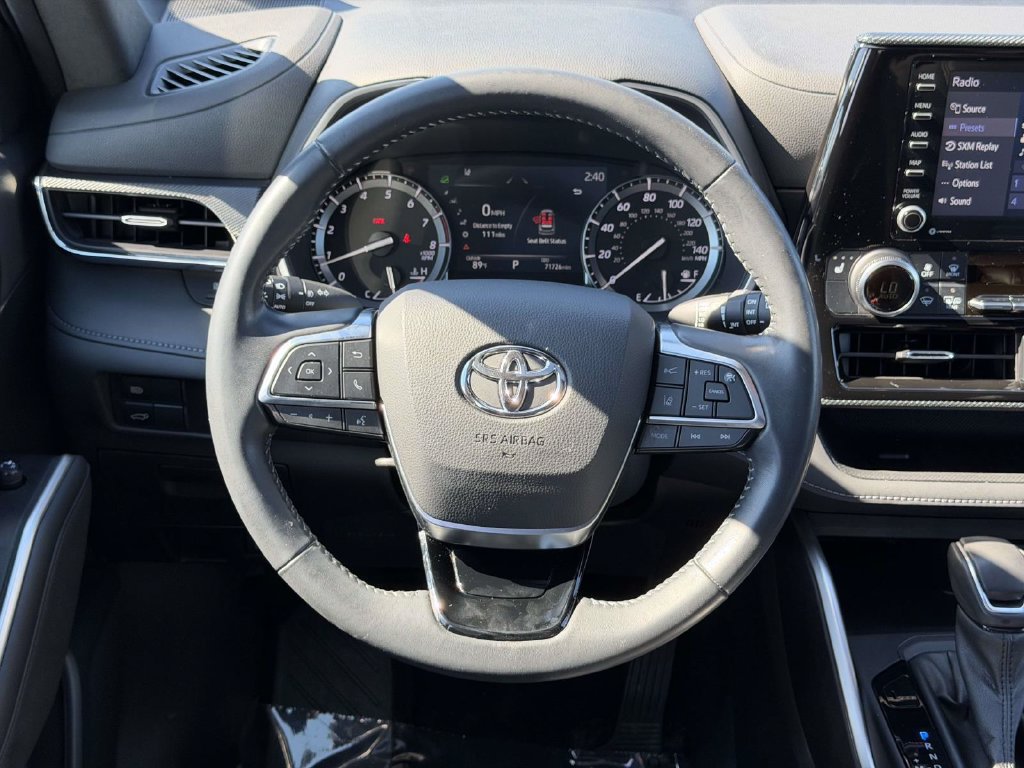 Used 2021 Toyota Highlander XSE AWD/4WD image 21