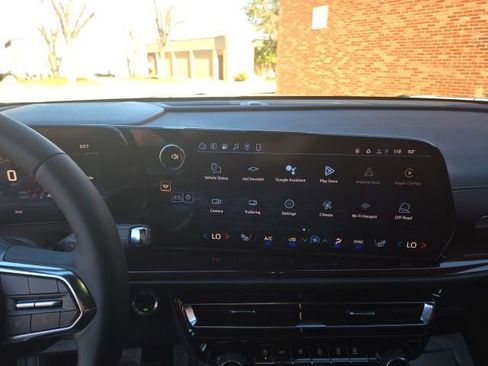 New 2026 Chevrolet Traverse Z71 w/ Driver Confidence Package image 12