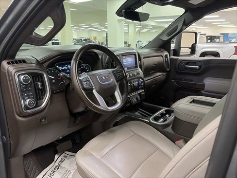 Used 2021 GMC Sierra 1500 SLT w/ SLT Premium Plus Package image 13