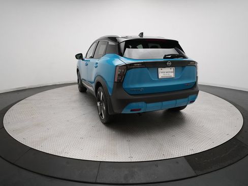 Used 2025 Nissan Kicks SR w/ SR Premium Package AWD/4WD image 31