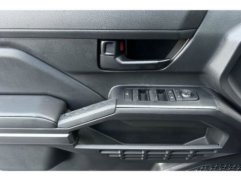 New 2025 Toyota Tacoma SR5 image 11