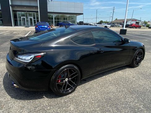 Used 2015 Hyundai Genesis 3.8 RWD image 8