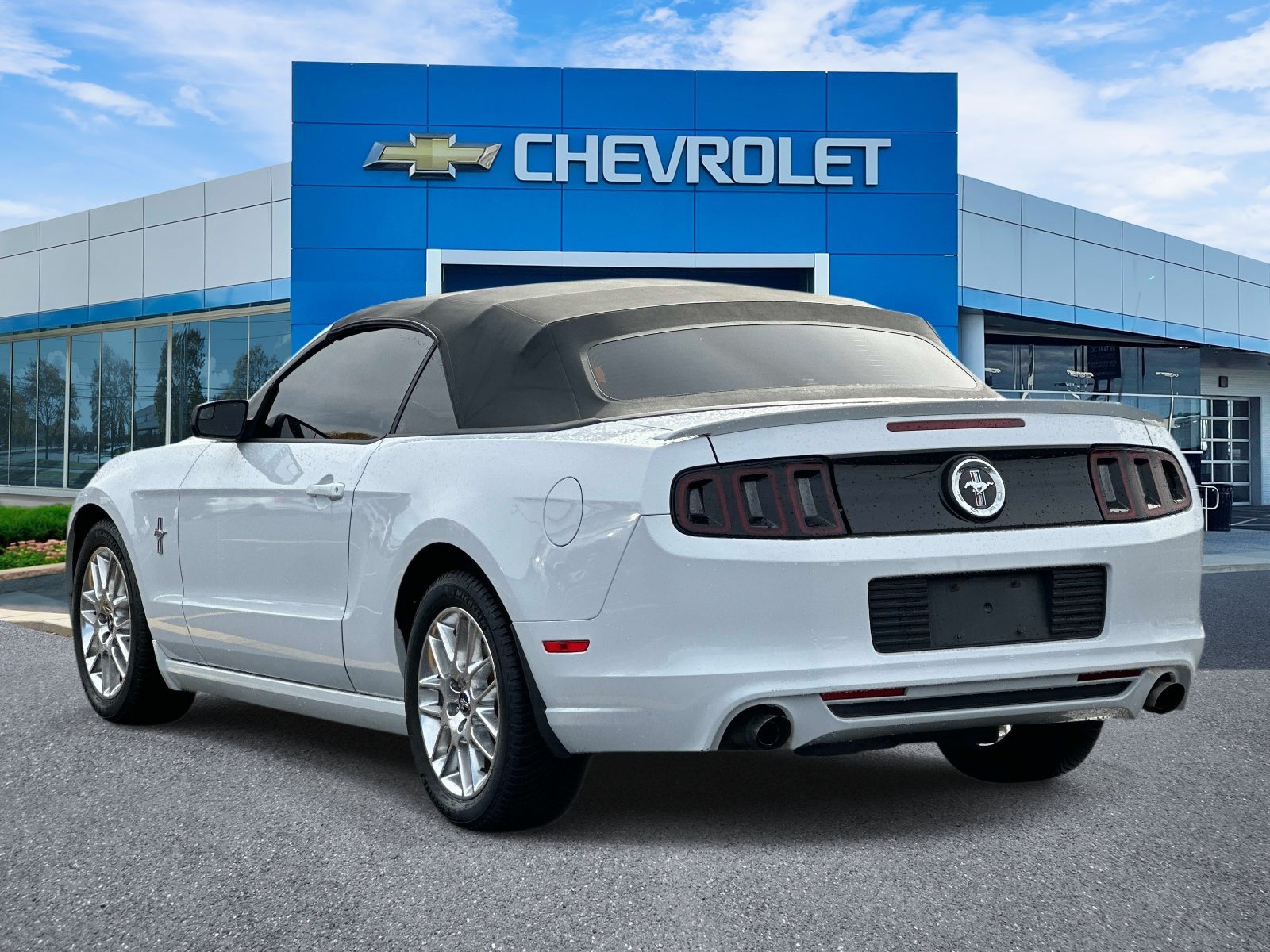 Used 2014 Ford Mustang Premium w/ Equipment Group 202A RWD image 4