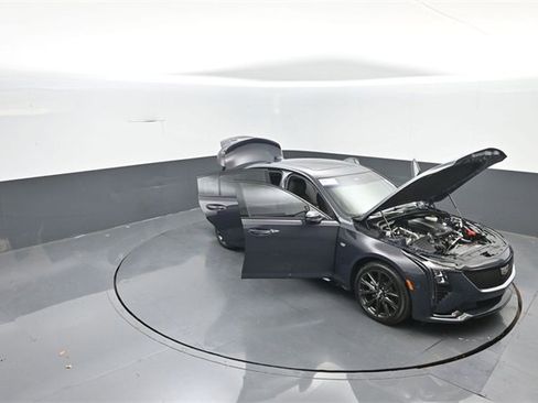 Used 2025 Cadillac CT5 Sport w/ Sun And Sound Package image 31