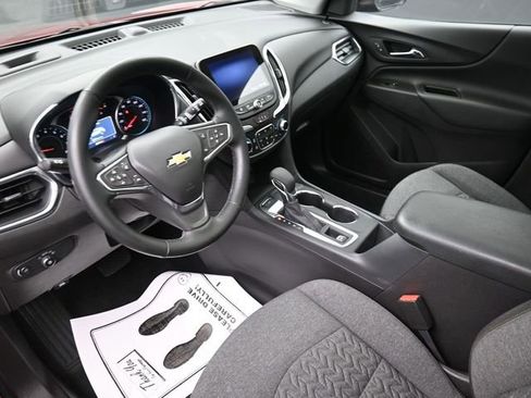 Used 2024 Chevrolet Equinox LT image 18